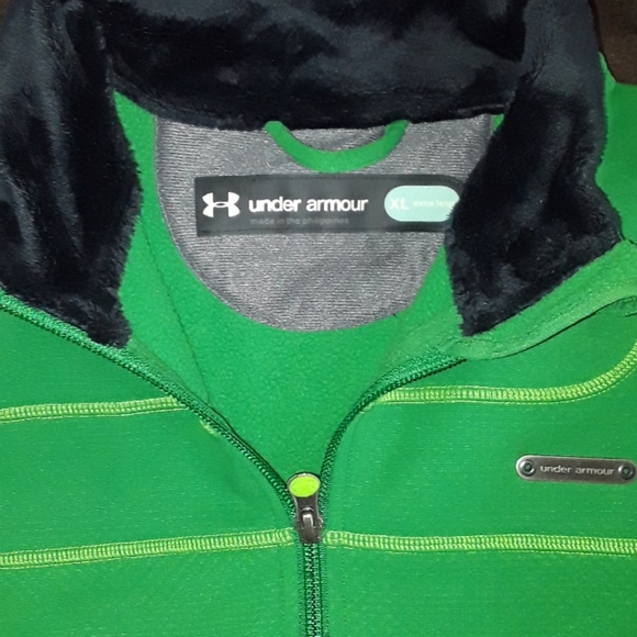 Under Armour Jacket - Picture 2 of 4